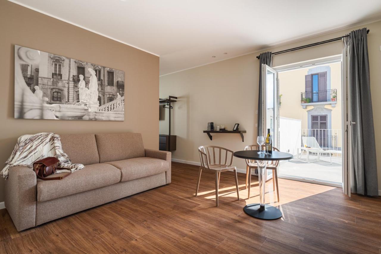 Attico 37 - Suite Con Terrazza Privata E Cucina 巴勒莫 外观 照片